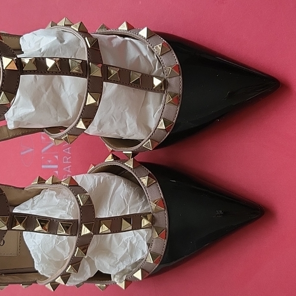 Valentino Rockstud Heels - Picture 2 of 7